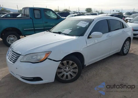 2013 Chrysler 200 Lx из США, поврежденный, VIN 1C3CCBAB1DN647164